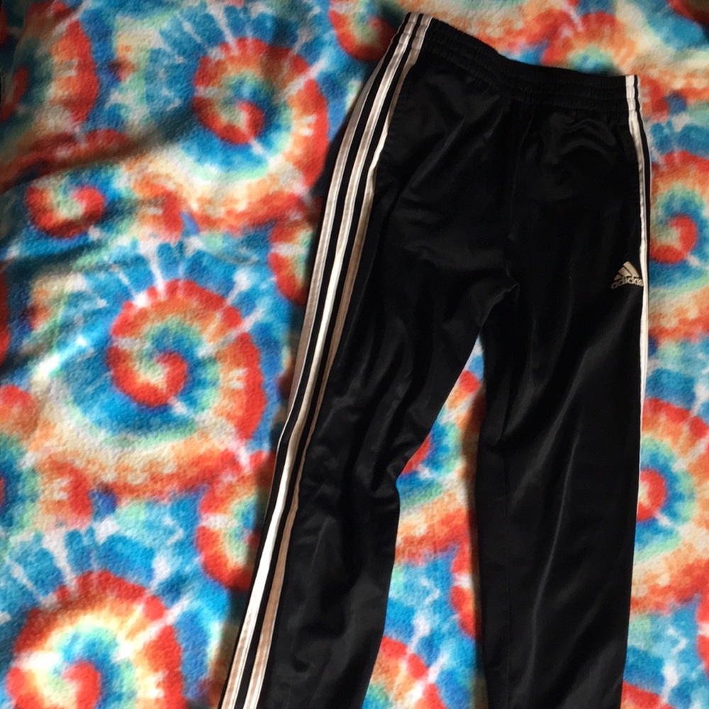 Adidas sweatpants small